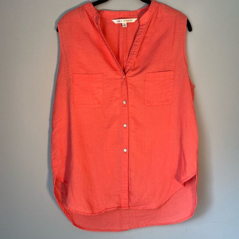 Max Studio linen blend button down to front pocket light weight/Casual/comfort